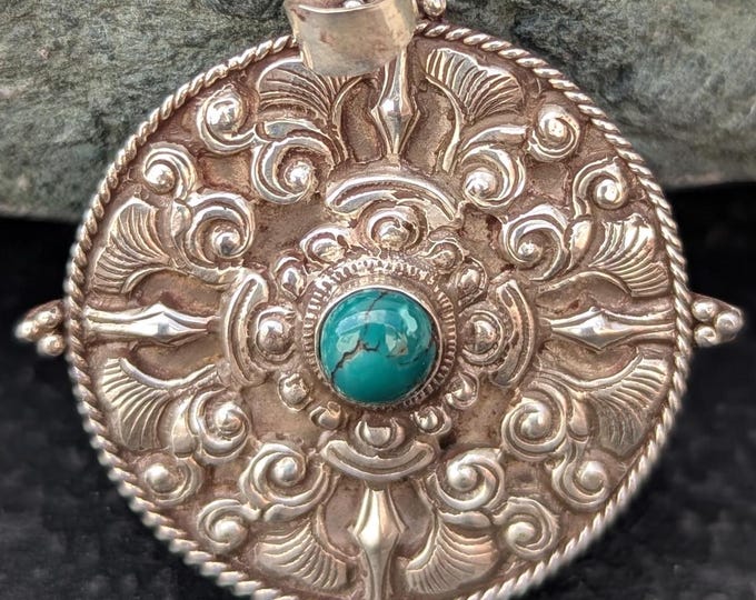 Silver Double Vajra Dorje Pendant(Central Turquoise) (T1102-009)