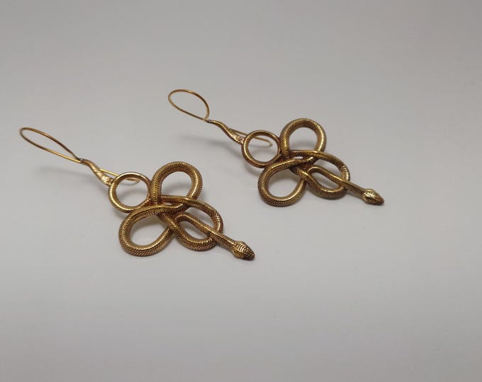 Snake earrings Gold/A Bohemian Statement Earrings/Timeless Elegance Earrings/Southwest Inspired/Fringe Earrings ER-126