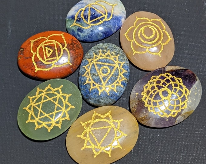 Reiki Chakra Stones Sets of 7 Chakra Stones with Engraved Chakra Symbols