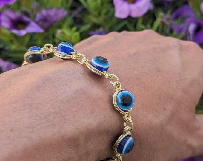 Evil Eye Charm Bracelet, Gold or Silver Color, Acrylic Beads (7"-8")