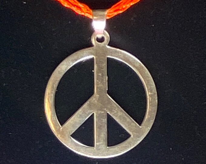 P5/6 - Silver Peace Symbol Pendant, Men's Necklace and Woman Necklace (T12-3/6)