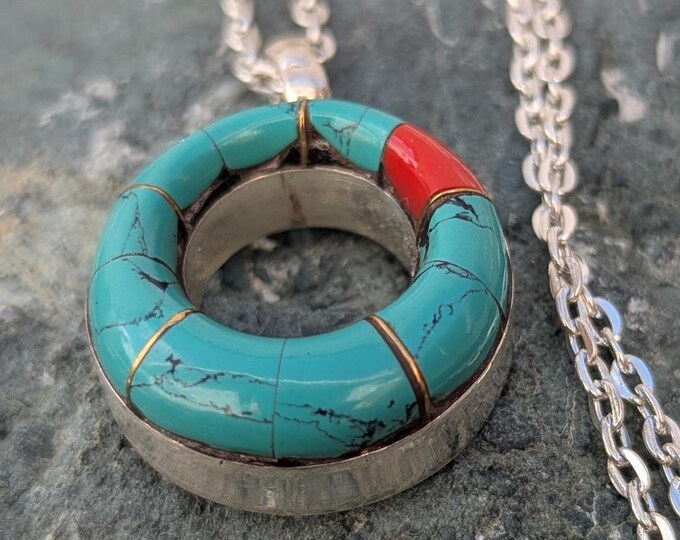 Turquoise and Coral mix Gemstone Round Necklace Pendant, Silver Electroplated Gemstone Circle Pendant(T1102-012)