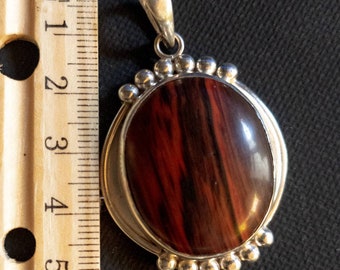Red Jasper gemstone Necklace 925 Sterling Silver  Pendant (T1101-004.6)