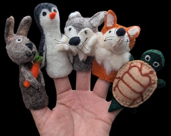 Wool Felt Finger Puppets: Montessori Animal Storytelling Toys (Set of 16)