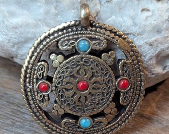 Vintage Tibetan Om Ethnic pendant with Turquoise and Coral inlay (p6-013)