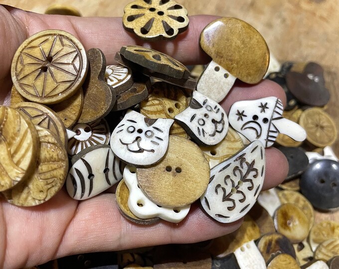 20 Assorted eco-friendly Handmade Decorative and Unique Handmade Natural Buffalo Horn Buttons/Himalayan artisan craft/ethnic wear/bone craft