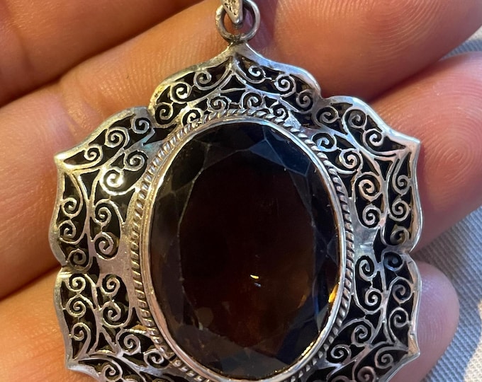 real smoky quartz crystal stone with silver handmade frame 925 silver (S.No-53-T1103-010)