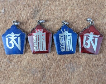 Vintage Tibetan Sterling Silver Om Kalachakra Pendant: Coral & Lapis Lazuli