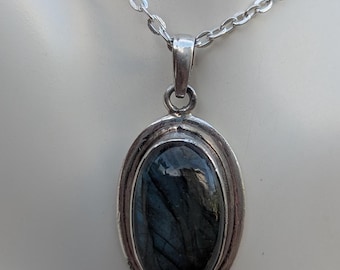 P3/46 - Labradorite Gemstone Handmade 925 Sterling Silver Jewelry Pendants (T12-046)