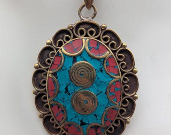Handmade Vintage Turquoise and Red coral Inlaid Ethnic pendant (p6-025)