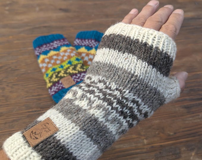 Handmade woolen knit fleece-lined multi color fingerless gloves