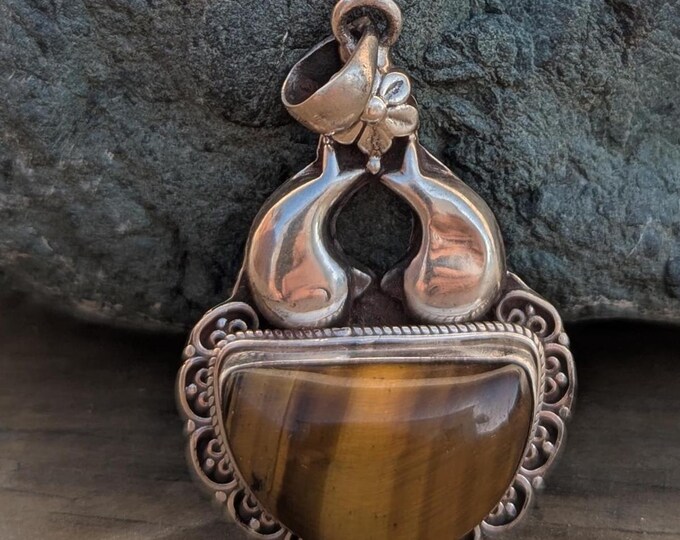 P3/51- Tiger Eye Amber stone Silver Pendant (T12-051)