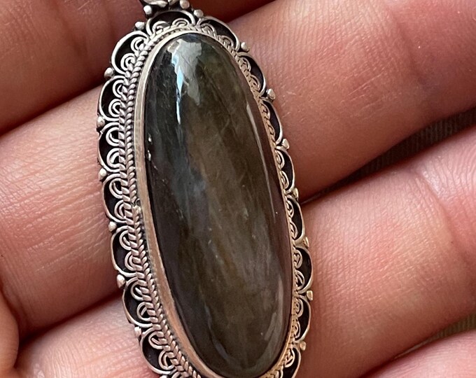 P3/43 - Labradorite Gemstone Handmade 925 Sterling Silver Jewelry Pendants (T12-043)
