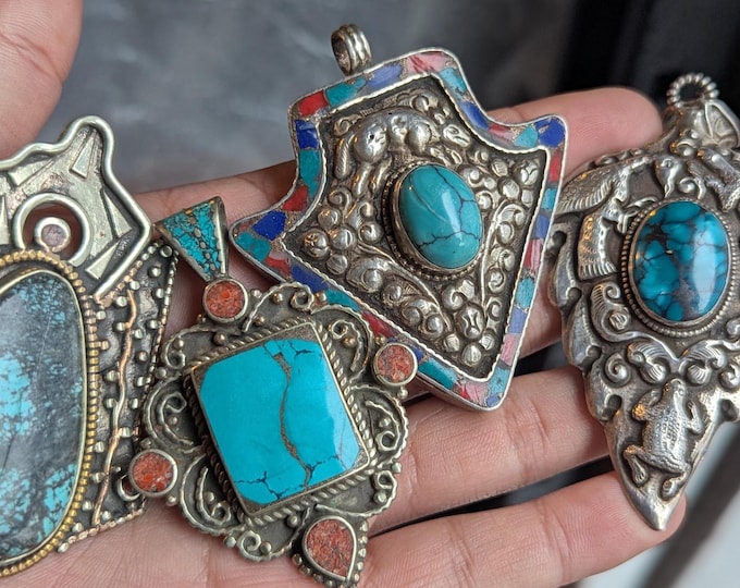 Antique Tibetan ethnic pendant Collection with turquoise and coral inlay (p6-011)