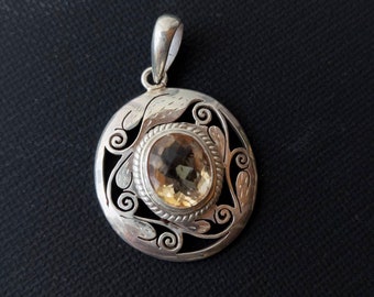 Silver Citrine Celtic Warrior Necklace: 925 Sterling Silver Pendant-Oval Silver Citrine (T1101-004.1)
