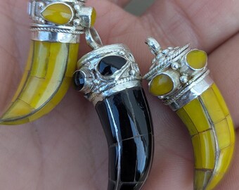 Horn Shaped Pendants(T1102-010)