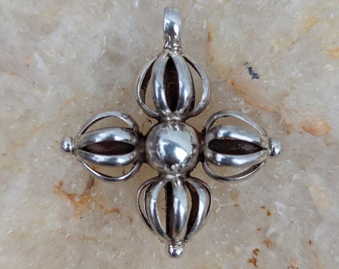 Silver double Vajra Pendant(T1103-003.6)