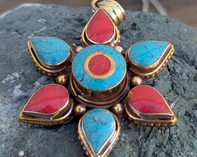 Tibetan Turquoise and Red coral Inlaid Ethnic pendant (p6-024)