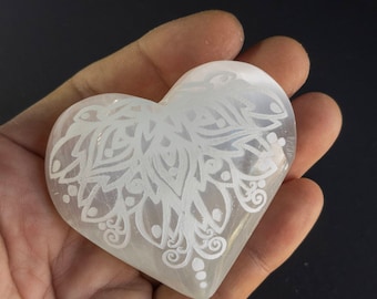 Engraved Selenite Heart Palm Stone: Crystal Healing Gift (6cm)