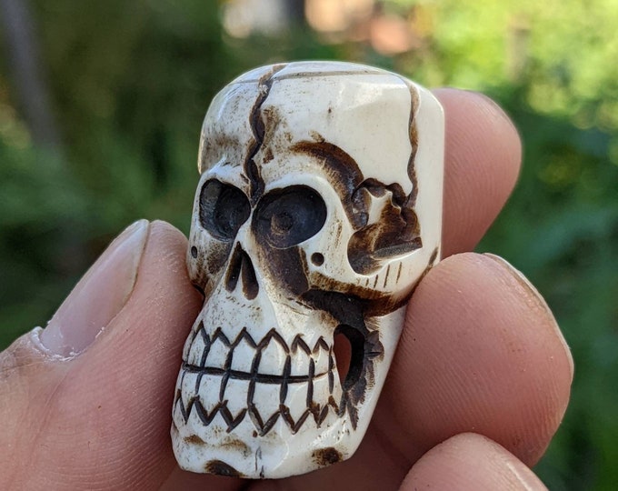 Tibetan rare vintage Yak bone Hand carved skull beads