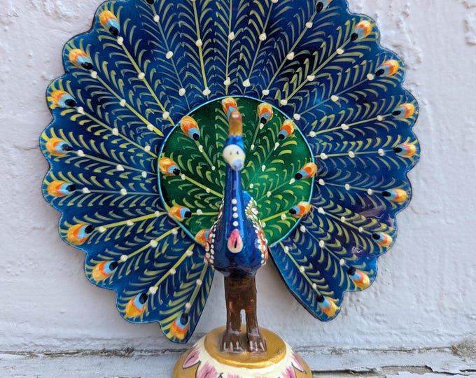 Metal lacquer painted peacock bird/peacock Bird fine art self-standing/ India's national bird (BLB1)
