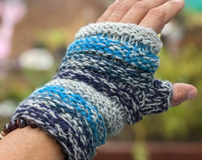 Handmade Tie-Dye Wool Fingerless Gloves: Fleece-Lined, Multi-Color Knit Mittens/unisex fingerless gloves Wool Fingerless Fleece Lined Gloves
