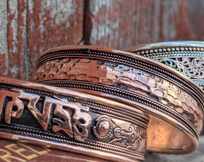 Vintage Silver Tibetan Buddhist Mantra Cuff Bracelet (cb-113)
