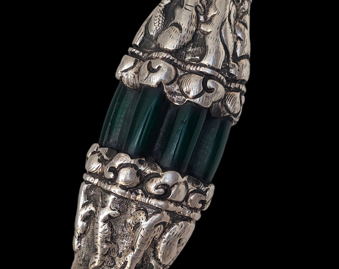 BE101 rare Beads, antique Tibetan beads, cultural and religious significance Beads, ancient beads,
