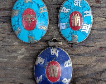 Handmade Tibetan Kalachakra pendant with turquoise, Coral and Lapis Lazuli inlaid (p7-042)