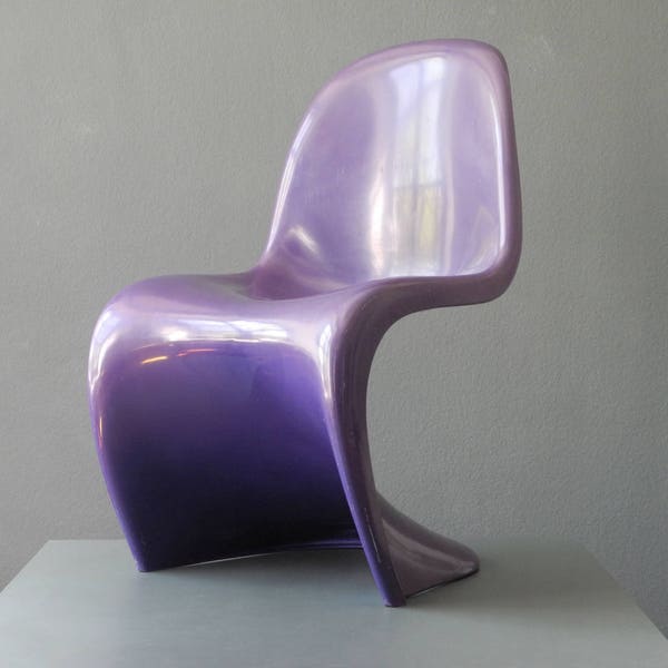 Original Panton Chair in very rare purple | Herman Miller Fehlbaum Production | Nov. 1976