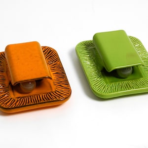 Pair of extraordinary orange and green glazed 1960s ceramic wall lights by Kaiser Leuchten