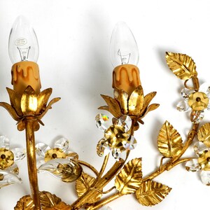 1980s large wide Italian gilt Florentine wall lamp with three sockets image 16