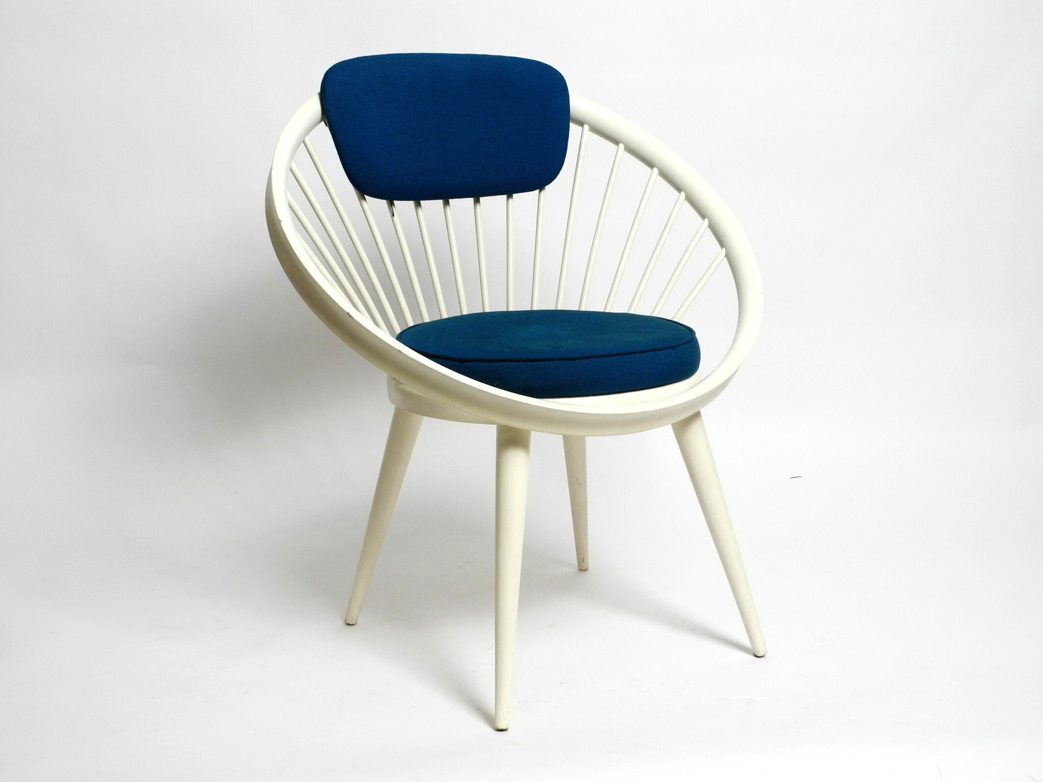 Yngve ekström online circle chair