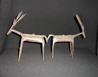 Retro METAL ART DEER Figurines-Rusty-Aged Metal Statues-Animals-Pair-Two-Set-Handmade Metal Sculptures-Rustic-Orphaned Treasure-B100118N