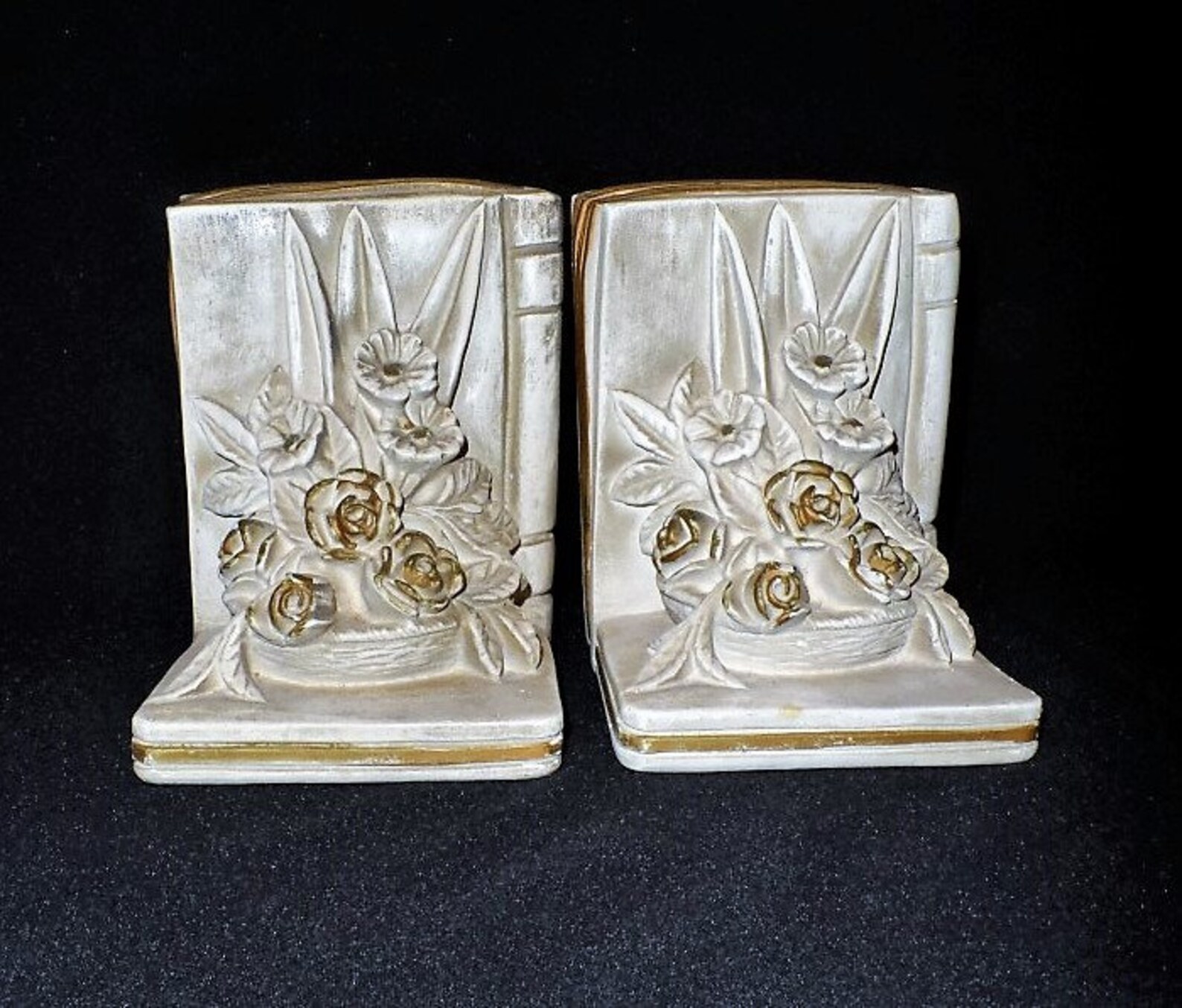 Vintage Chalkware BookendsPlasterBOOKS & FLOWER Etsy