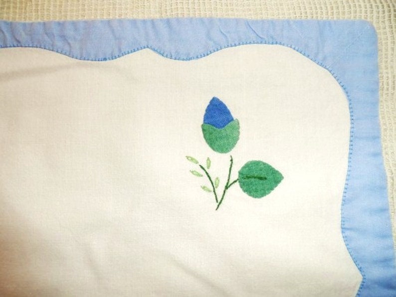 Floral Design-Blue Handmade Applique Flowers Cotton Placemats 3 Cloth Placemats-Vintage Handmade-Shabby Country Chic Table Placemats