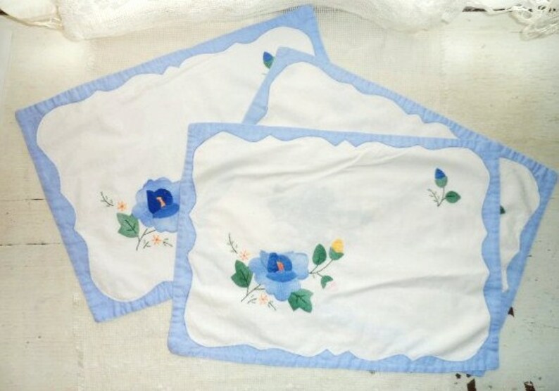 Floral Design-Blue Handmade Applique Flowers Cotton Placemats 3 Cloth Placemats-Vintage Handmade-Shabby Country Chic Table Placemats