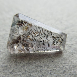 Dendritic Quartz Brazil Faceted Freeform Transparent Stone for Pendant Old Stock