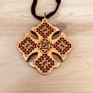 Iota Brust Koptisches Kreuz