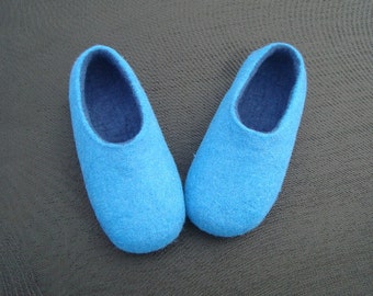 Felted Slippers   Wool Home Shoes in Blue