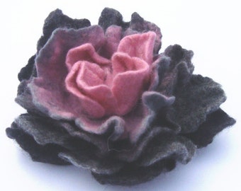 Felt brooch Gray with light Pink - Flowers Brooch - Felted Flower- Hand felted brooch - Wool brooch
