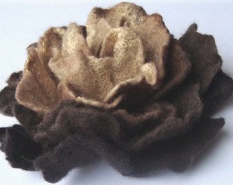 Felt brooch Coffee with Caramel - Flowers Brooch - Felted Flower- Hand felted brooch - Wool brooch
