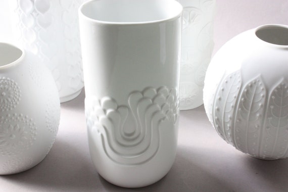 Thomas Vase "Blütenfest" weiß, Rosamunde Nairac, Op-Art Porzellanvase Vintage, Porzellan, Germany, Mid Century 60er 70er, Hochzeitsgeschenk