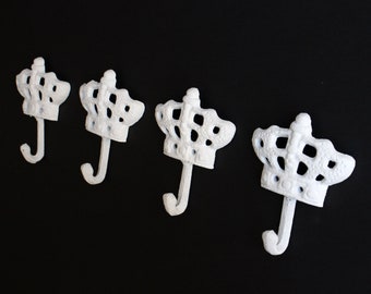 4 wall hooks crown white Shabby, princess towel hook, girly diy coat rack, coat hooks nursery, home decor