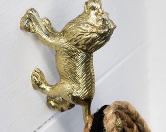 Lion wall hook, animal coat hook, drawer pull, door knob, rack nursery, zoo towel clothes hook, bathrobe hooks, coat hat hook