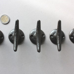 Boat cleat, 5 double wall hooks, nautical coat hooks