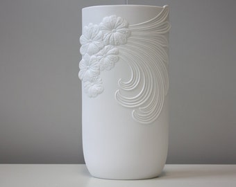 カイザー花瓶 ホワイト ビスク 孔雀 鳥 花 ドイツ製