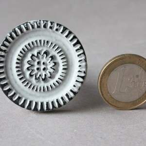 4 graue Knäufe shabby Eisengriffe Möbelgriffe Möbelknäufe | Etsy