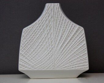 Bisque vase porcelain white Op Art stripes relief Germany Krautheim Saturn 60s 70s