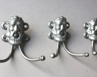 5 Art Deco wall hooks new old stock, Vintage towel hook face, coat rack, grey gray colored,Germany, furniture 20s 30s